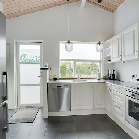 Selke - 300m To The Inlet By Interhome *