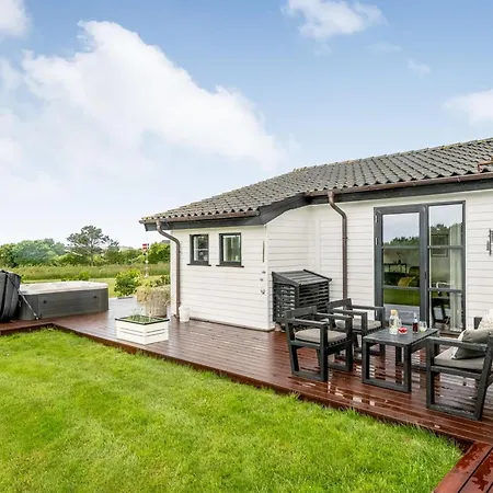 Selke - 300m To The Fjord By Interhome *